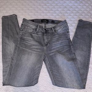 Women’s Lucky Brand Brooke legging jeans!